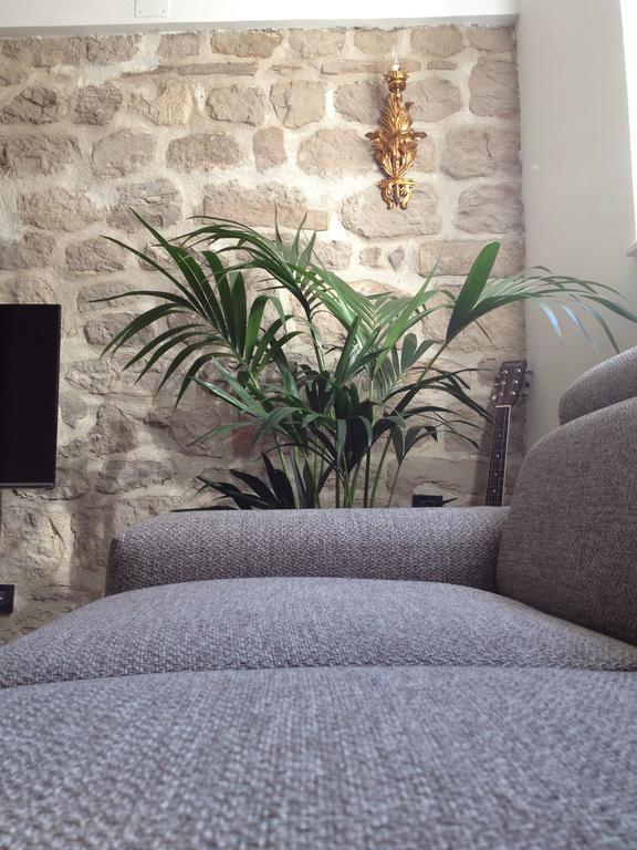 Apartments Kokolo Sibenik Bilik gambar