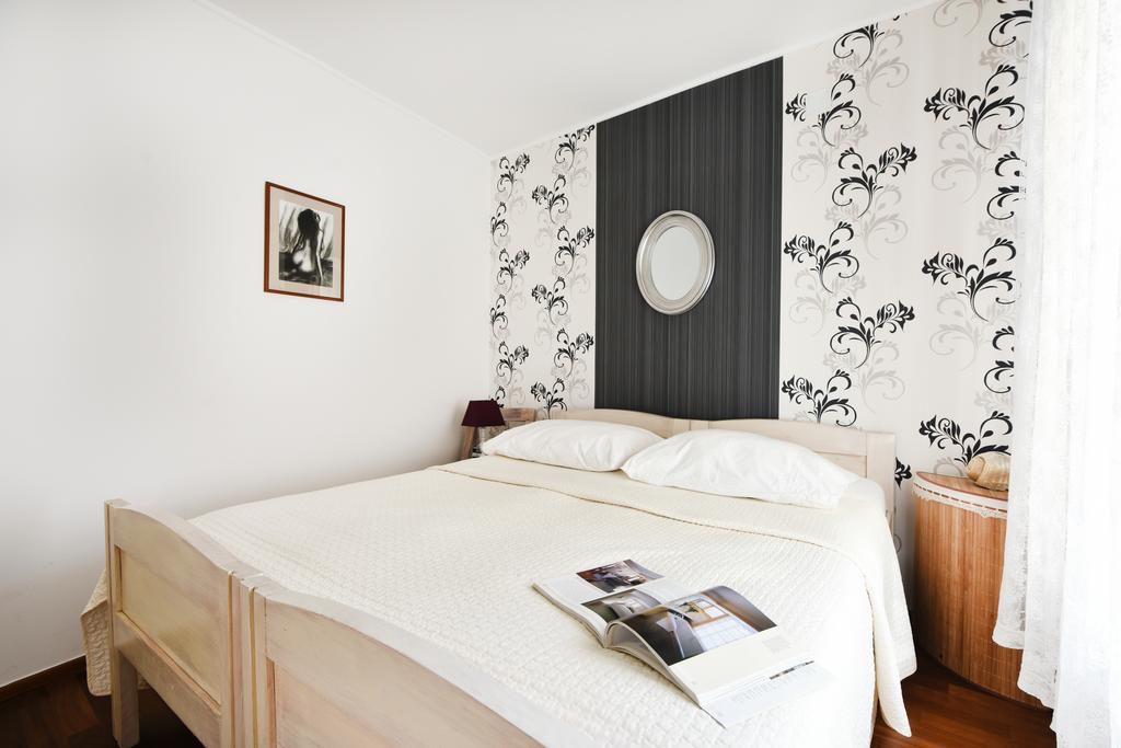 Apartments Kokolo Sibenik Bilik gambar