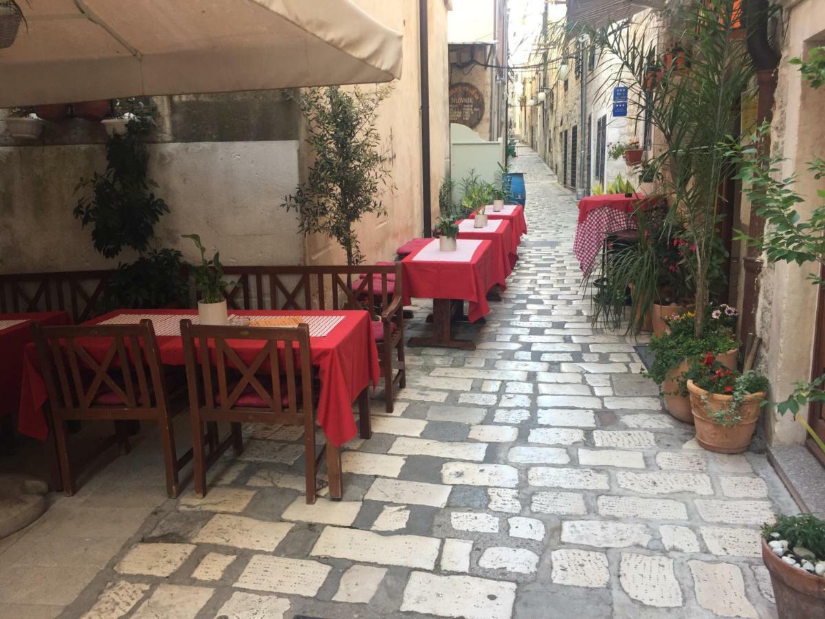 Apartments Kokolo Sibenik Luaran gambar